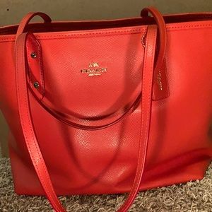 red coach tote